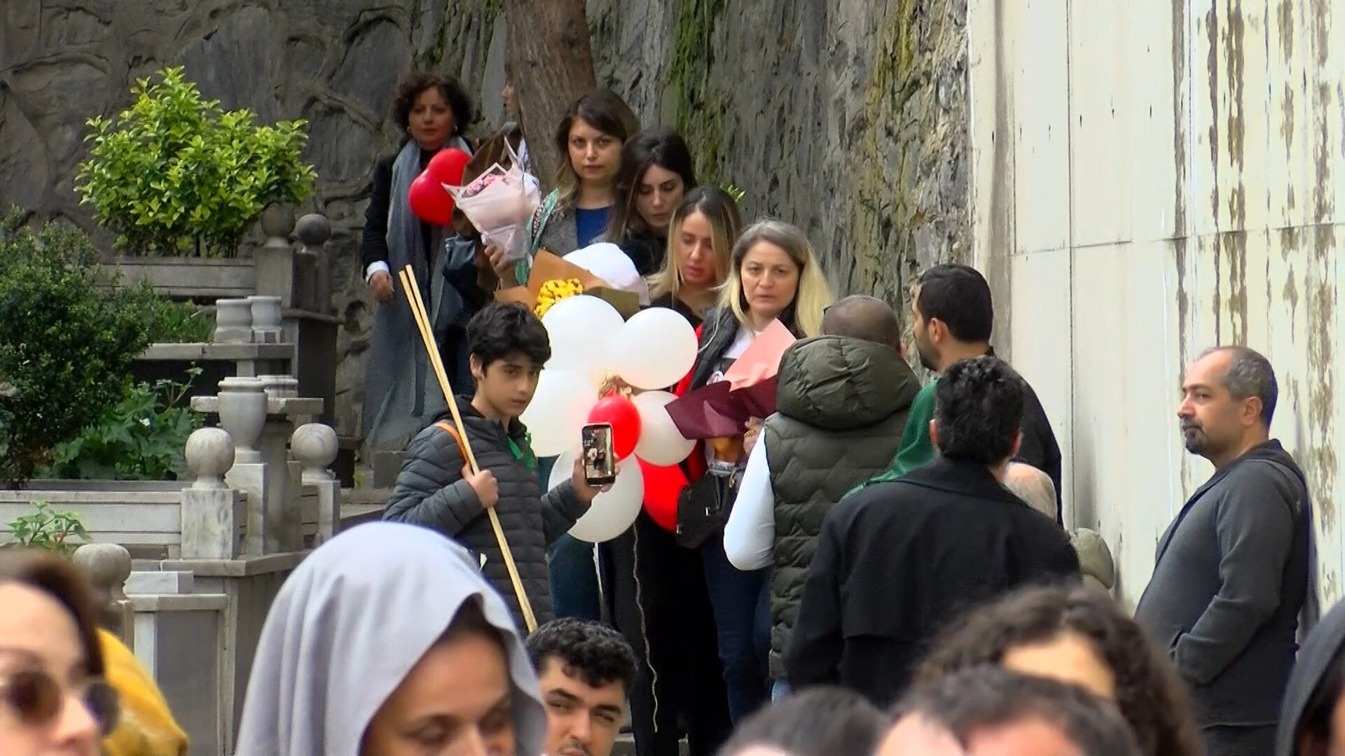 M A T T I A A H M E T M I N G U Z Z I D O G U M G U N U N D E M E Z A 1275358 379536