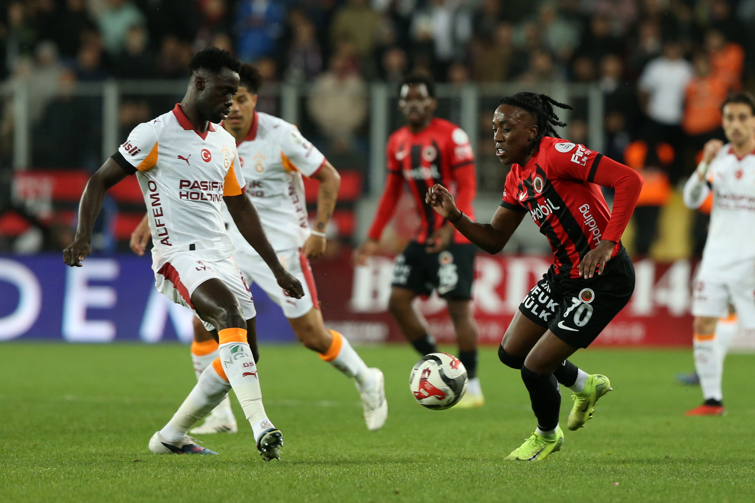 N A T U R A D U N Y A S I G E N C L E R B I R L I G I G A L A T A S A 1266950 377158