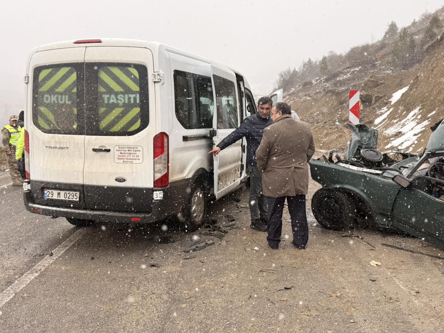 O G R E T M E N L E R I T A S I Y A N S E R V I S M I N I B U S U I L E 1255112 373497