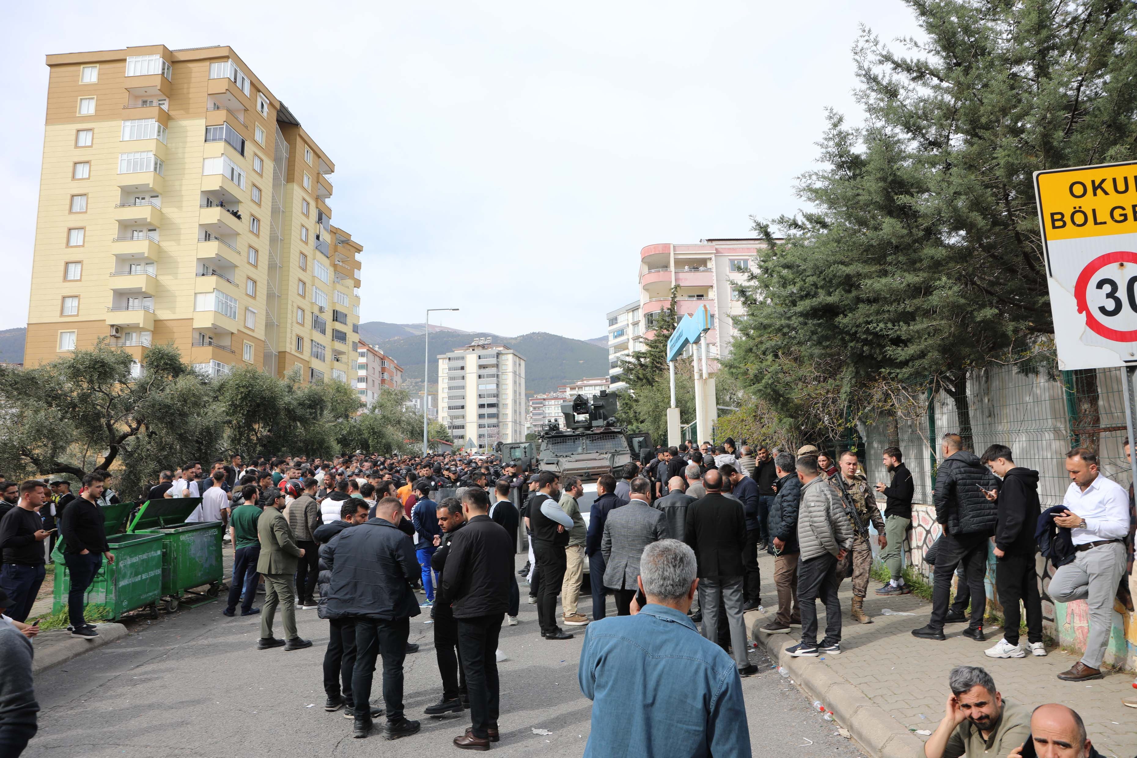 O K U L D A K I S A L D I R I N I N F A I L I N I N B I L G I S A Y A R I 1262614 375795