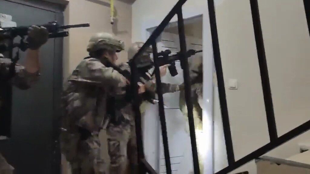 S A N L I U R F A D A D E A S P R O P A G A N D A S I N A 3 G O Z A L 1252670 372752