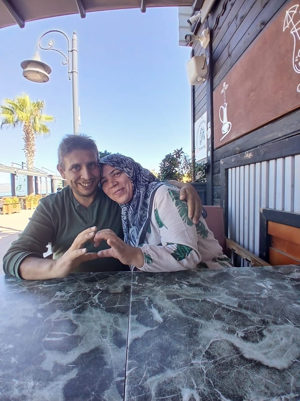 S I R O Z H A S T A S I E S I N I Y A S A T M A K I C I N 21 K I L 1267216 376648