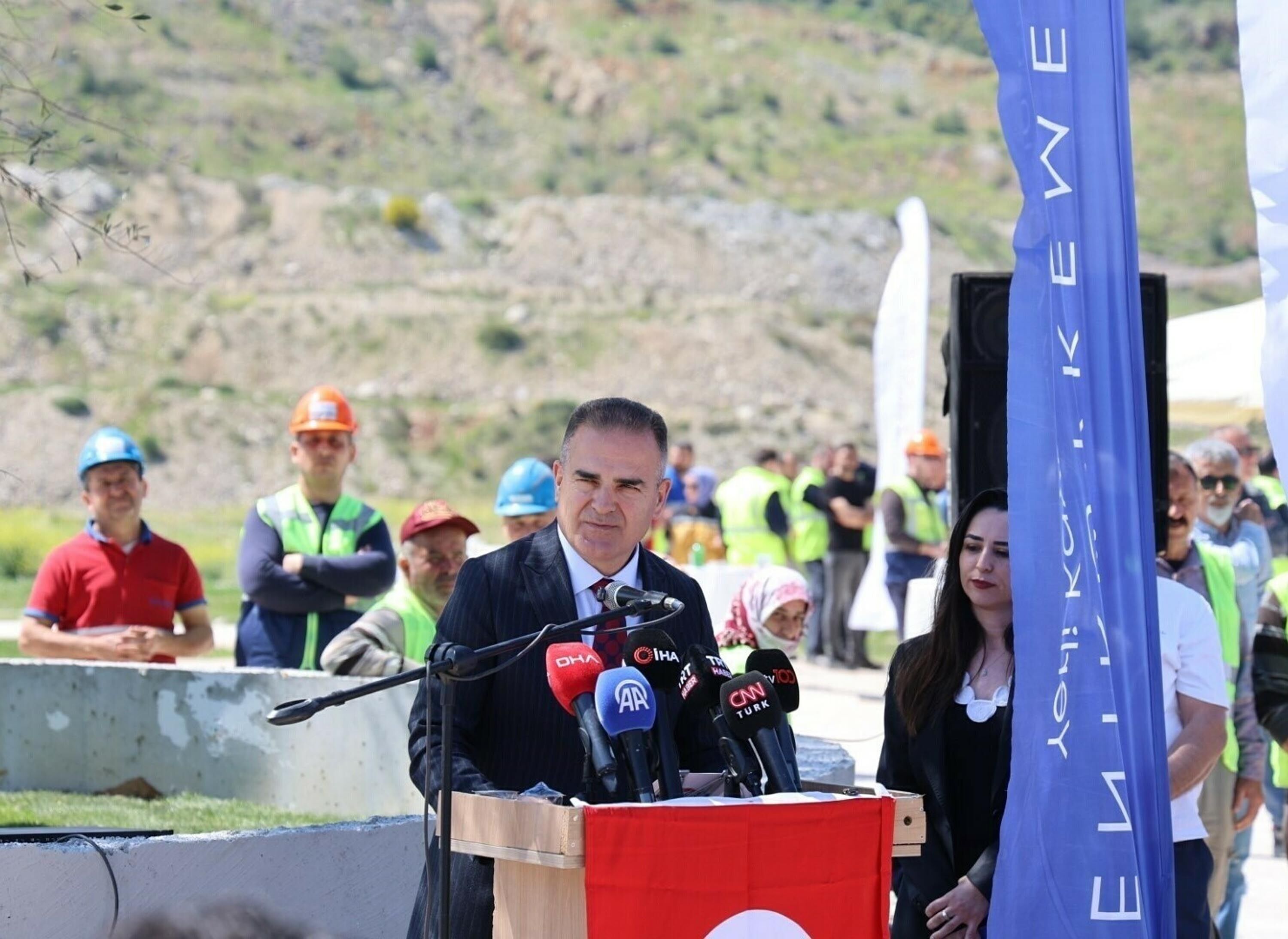 T A S I N A N H E R Z E Y T I N A G A C I I C I N Y E N I B I R F 1272031 378611