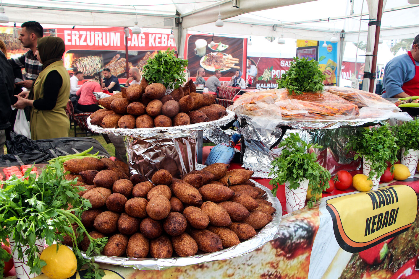 U L U S L A R A R A S I P O R T A K A L C I C E G I K A R N A V A L I N 1240087 368879