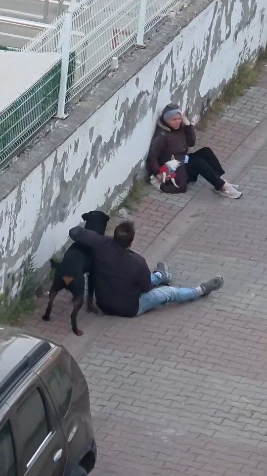 U M R A N I Y E’ D E A G I Z L I K S I Z G E Z D I R I L E N R O T T W E 1281945 381421