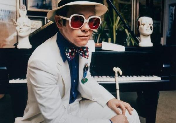 Elton John’un Kişisel Eşyaları Satışa Çıkıyor