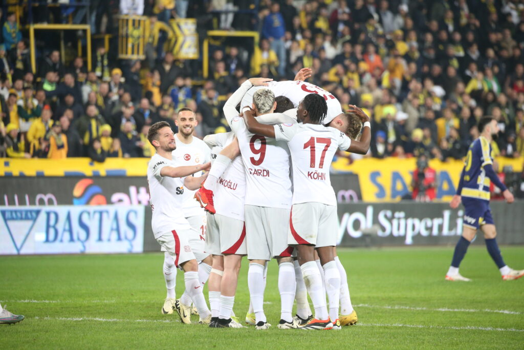 Galatasaray, Ankaragücü'nü İlk Yarıda Attığı Gollerle Devirdi