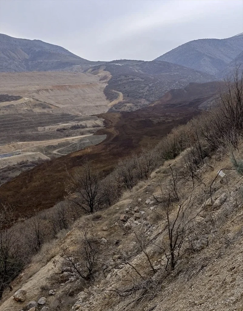 Erzincan'da Göçük Altında Kalan İşçilerin Kimlikleri Belli Oldu