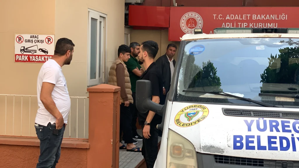 Adana'da Uçuruma Düşen İşçi Minibüsü Yandı: 4 Ölü, 17 Yaralı