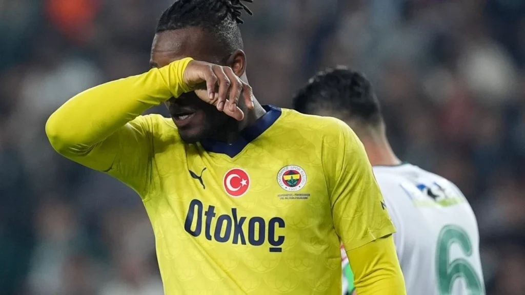 Fenerbahçe Zirve Yarışında Yine Puan Kaybetti: 0-0