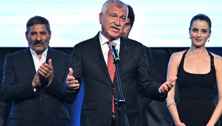 Adana'da Altın Koza Film Festivali Ödülleri Sahiplerini Buldu