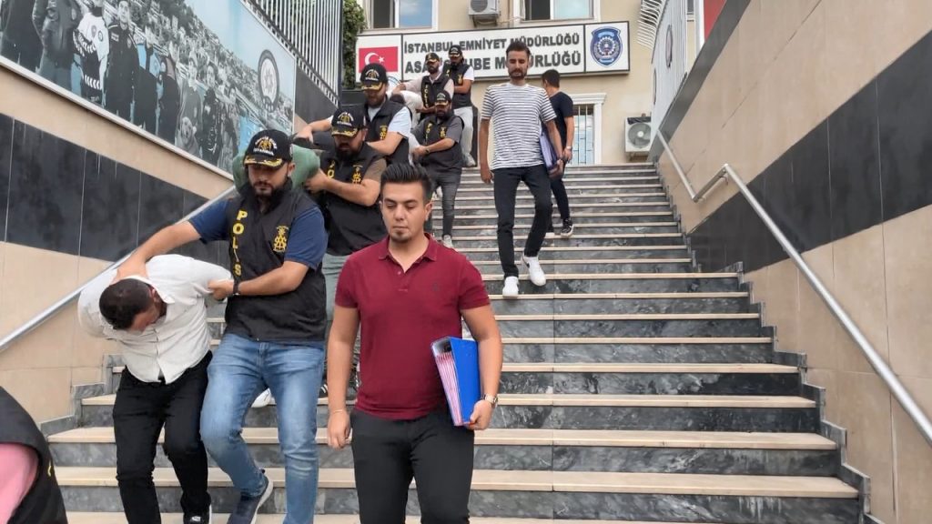 İstanbul ve Aydın'da Fuhuş Operasyonu: 12 Kişi Tutuklandı!