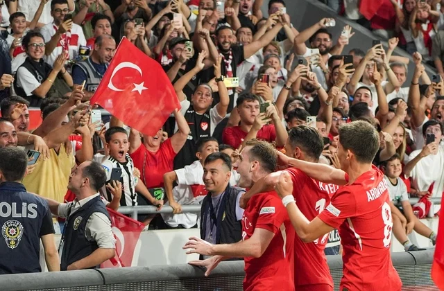 A Milli Takım, Kerem'in Attığı Gollerle İzlanda’yı Salladı 3-1